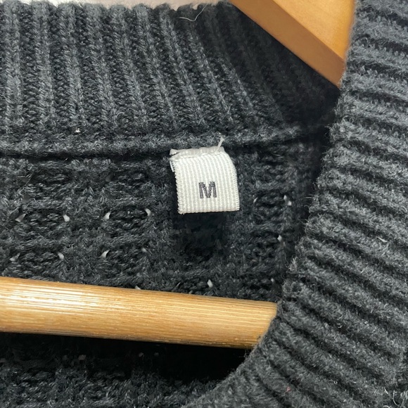 Ch. Chapter Size Medium Black waffle Knit Sweater Long Sleeve Wool Blend - Picture 4 of 4